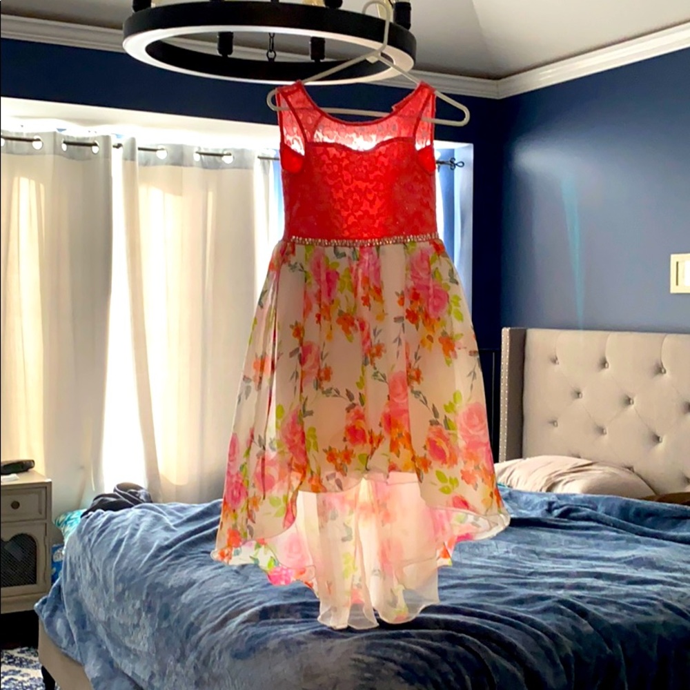 A speechless kids size 8 for girls